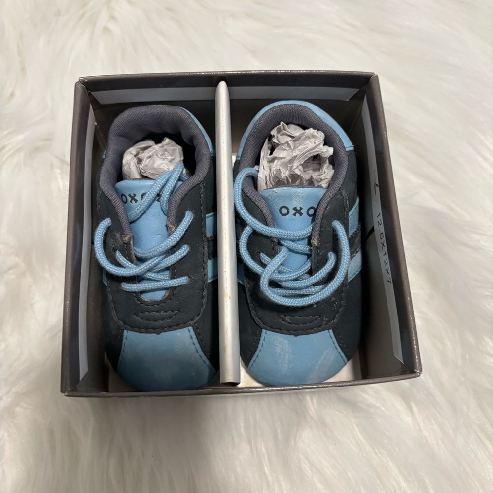 Oxo Blue and Gray High-Top Sneakers